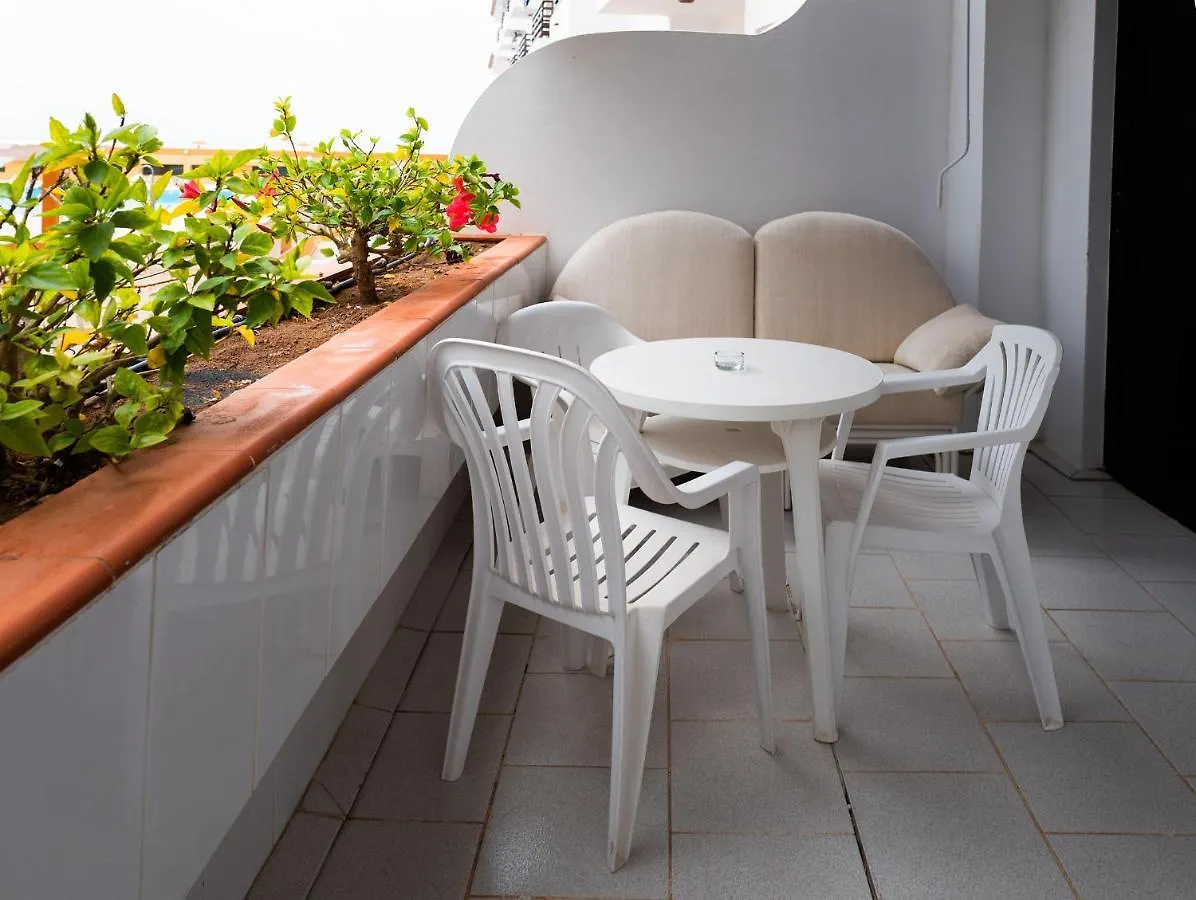 Seguro Spacious Apartment With Roomy Terrace Puerto de Santiago   Puerto de Santiago (Tenerife)