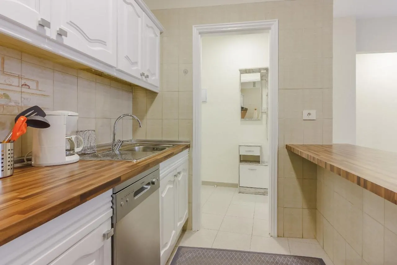 Seguro Spacious Apartment With Roomy Terrace Puerto de Santiago
